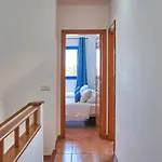 펜션 Maria Del Mar 2 Minutes To Supermarkets, 10 Minutes To Marina Rubicon, Pool, High Speed Wifi *