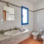 Maria Del Mar 2 Minutes To Supermarkets, 10 Minutes To Marina Rubicon, Pool, High Speed Wifi * 플라야블랑카