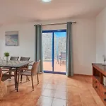 Maria Del Mar 2 Minutes To Supermarkets, 10 Minutes To Marina Rubicon, Pool, High Speed Wifi 플라야블랑카