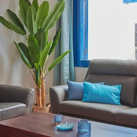 Maria Del Mar 2 Minutes To Supermarkets, 10 Minutes To Marina Rubicon, Pool, High Speed Wifi 펜션