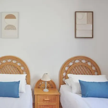 Holiday home Maria Del Mar 2 Minutes To Supermarkets, 10 Minutes To Marina Rubicon, Pool, High Speed Wifi Playa Blanca (Lanzarote)