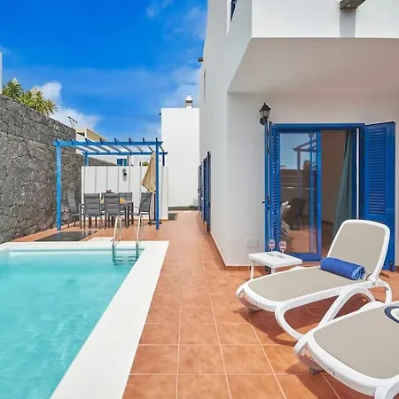 Vakantiehuis Maria Del Mar 2 Minutes To Supermarkets, 10 Minutes To Marina Rubicon, Pool, High Speed Wifi Playa Blanca (Lanzarote)